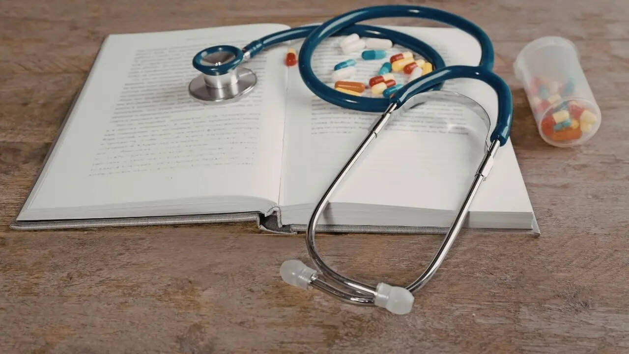 साइंस में अच्छी पकड़ देख टीचर ने दी बायोलॉजी लेने की सलाह