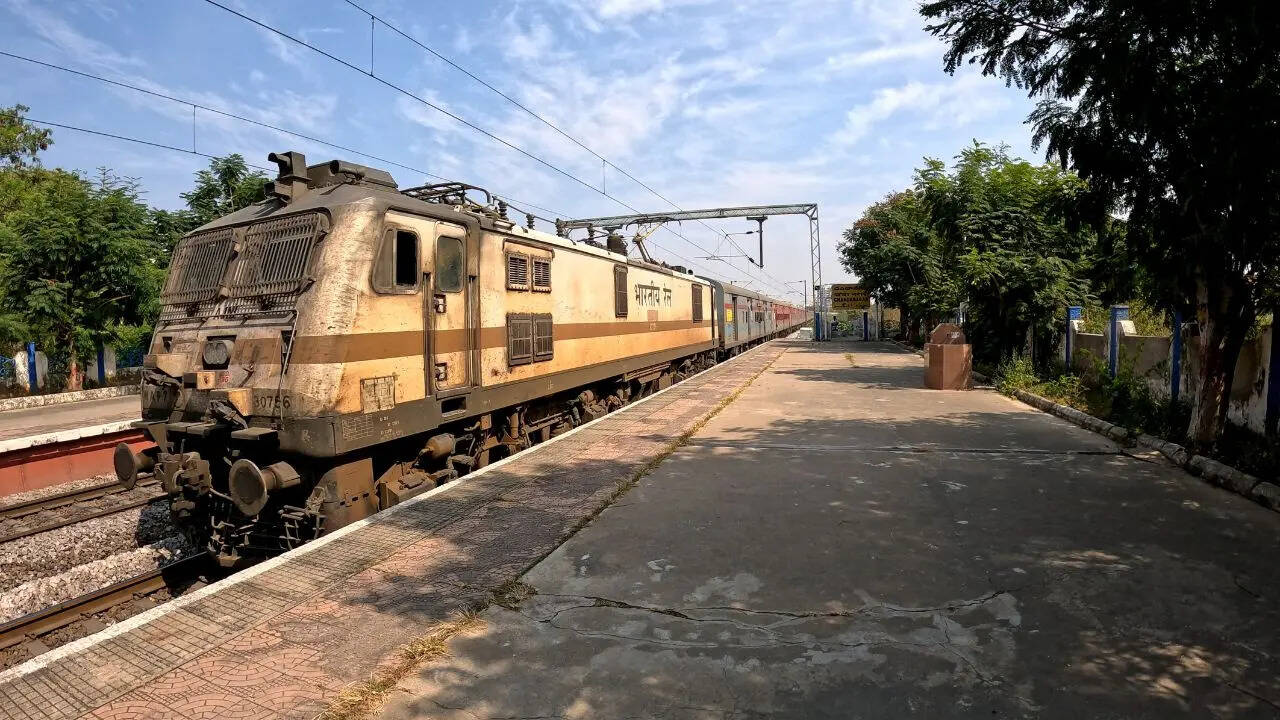 दुनिया का सबसे ऊंचा रेलवे स्टेशन
