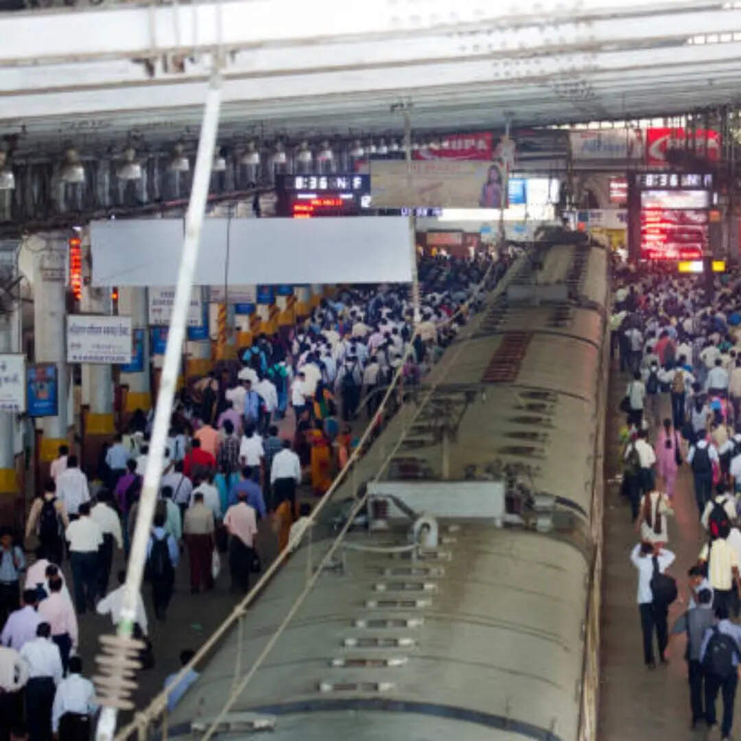 यहां से चारों दिशाओं के लिए ट्रेन