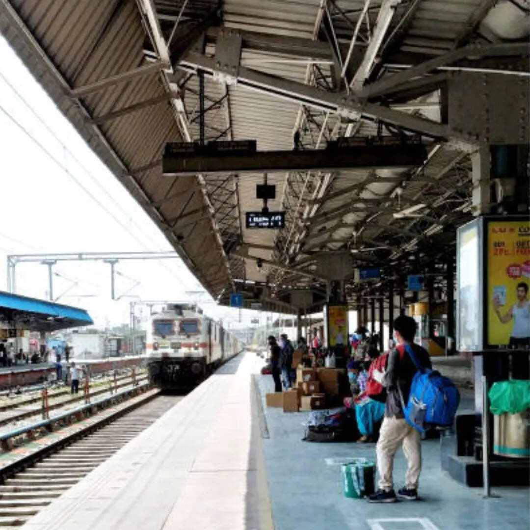 राजधानी से लेकर पैसेंजर तक सभी ट्रेन