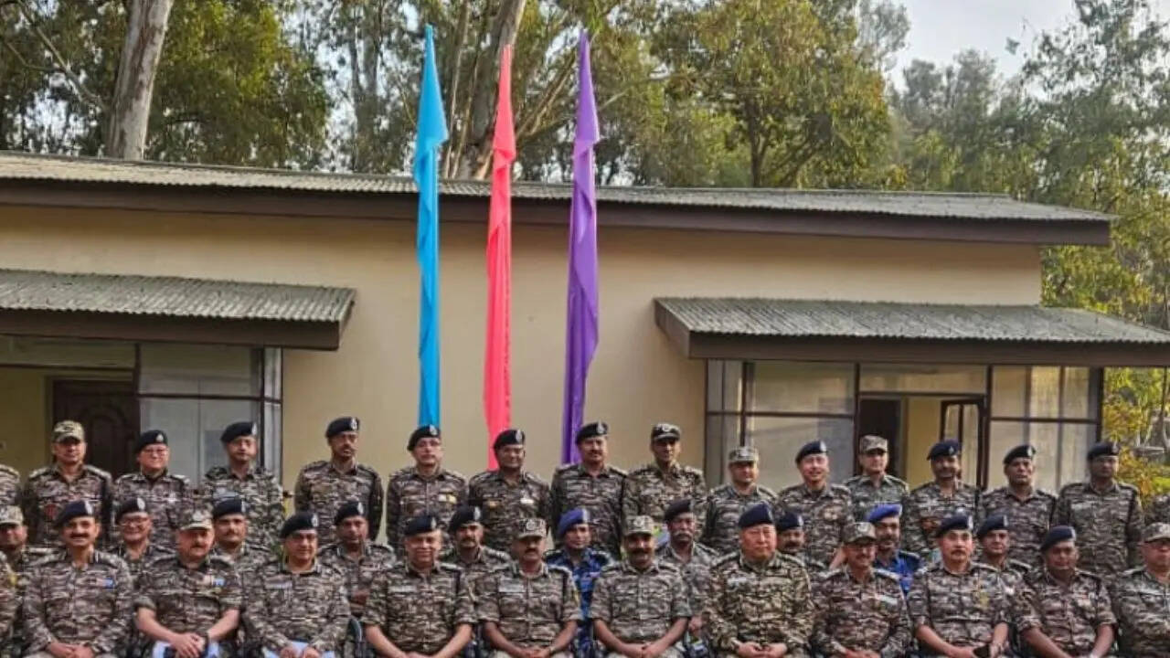 BSF और CRPF में कौन ज्यादा ताकतवर ? 