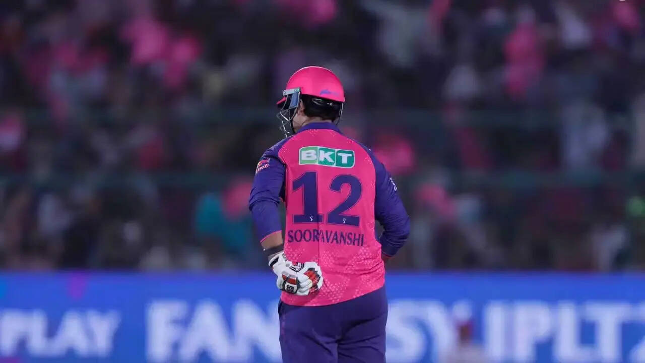 IPL की पहली ही गेंद पर जड़ा था छक्का