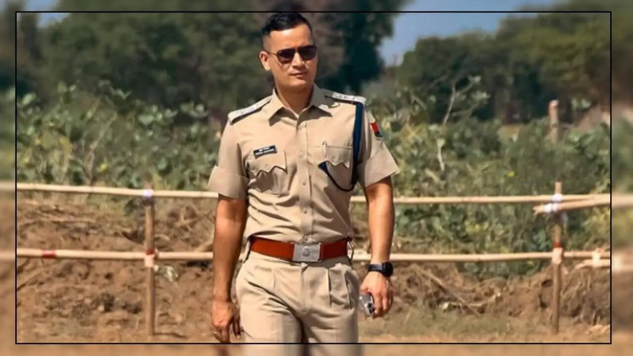 आरामदायक नौकरी छोड़कर चुना सेवा का रास्ता