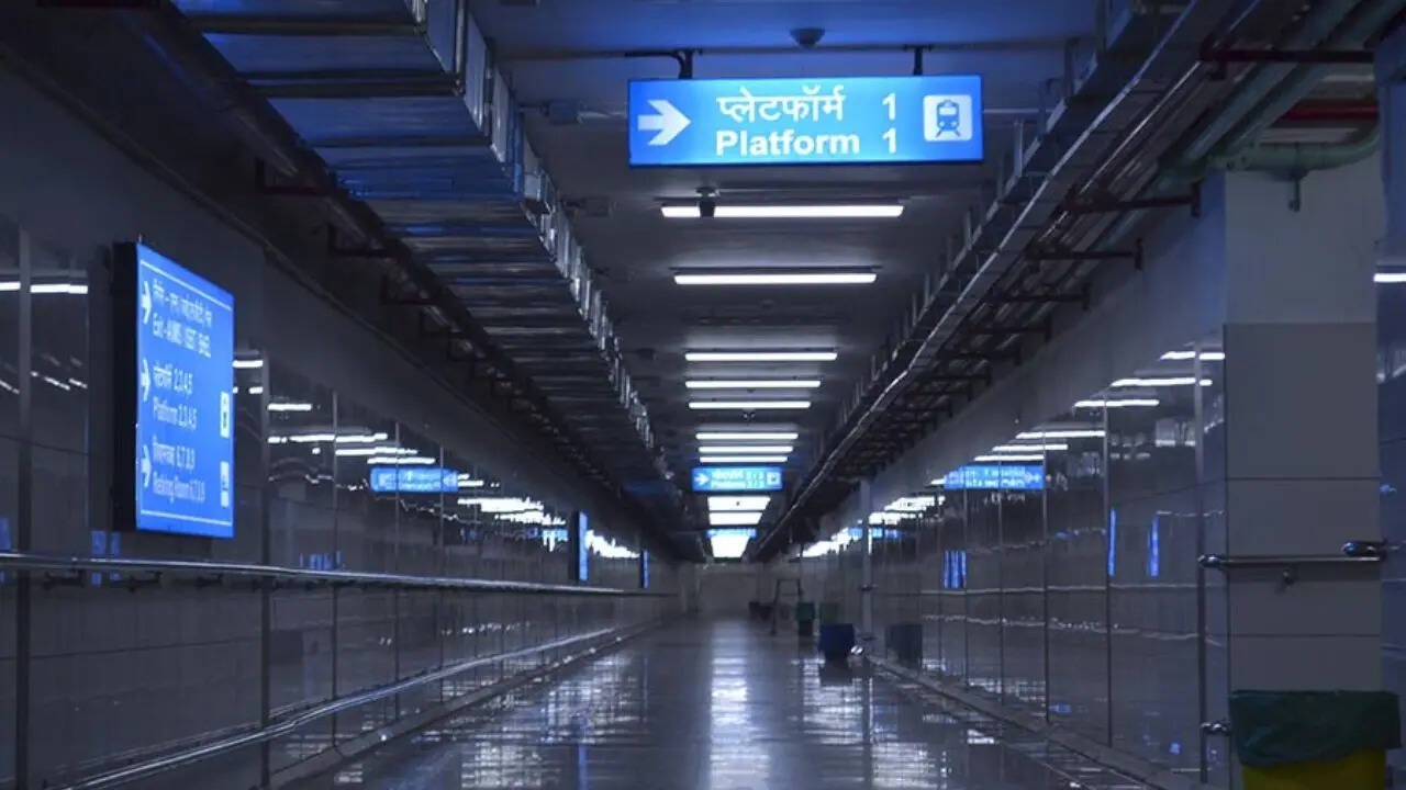 ​हॉस्पिटल और होटल की सुविधाएं भी​