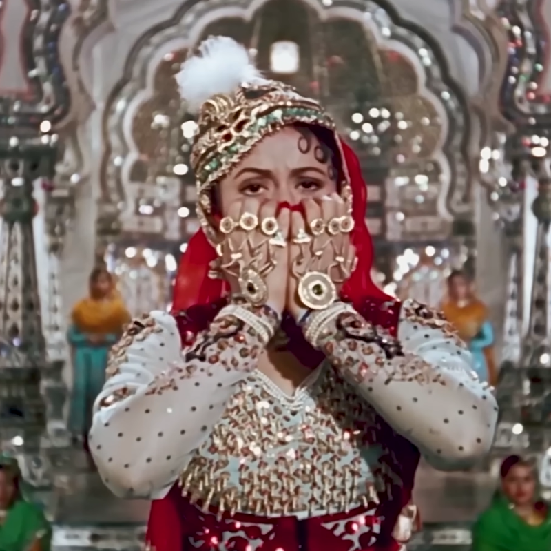 इतने करोड़ में बना था गाना
