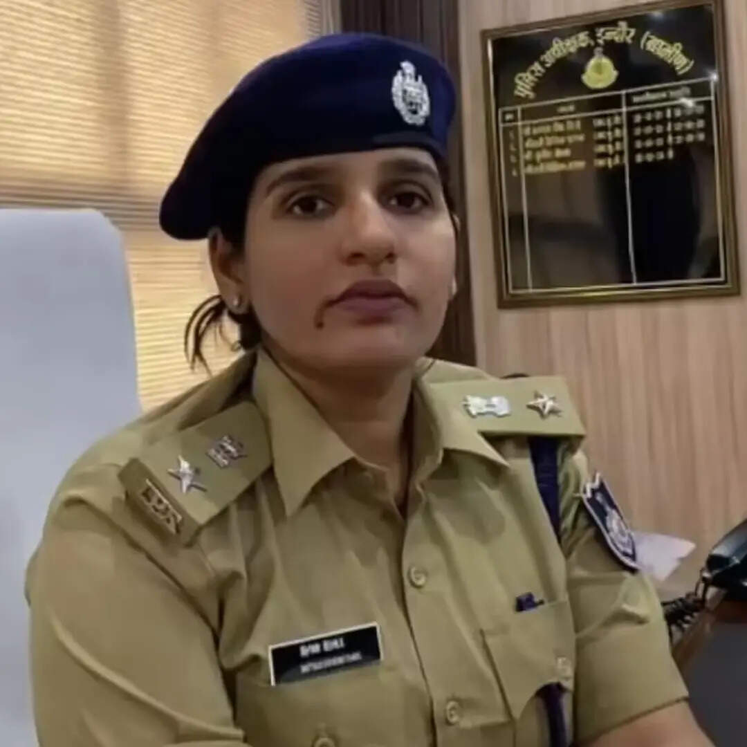 हितिका वासल शैक्षिक योग्यता