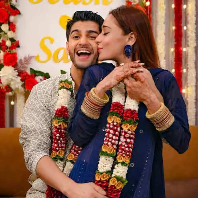 सारा खान (Sara Khan)