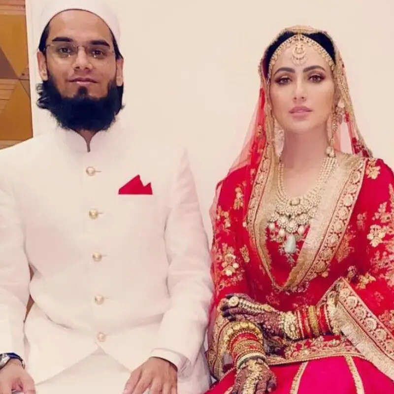 सना खान (Sana Khan)