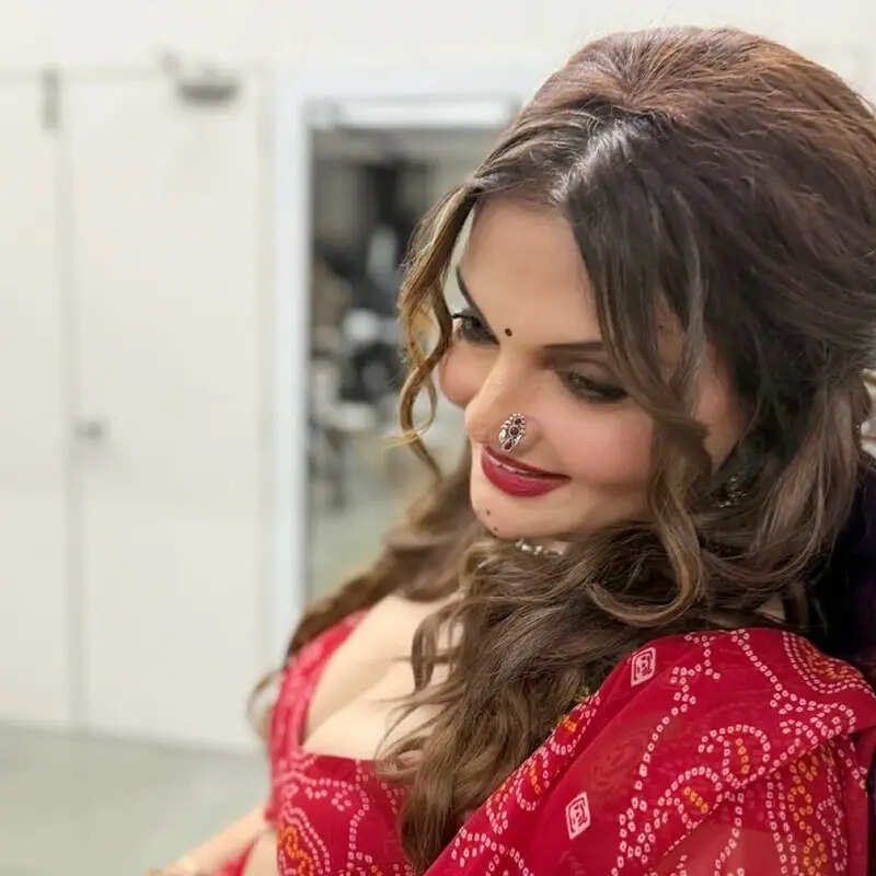 दीपशिखा नागपाल (Deepshikha Nagpal)