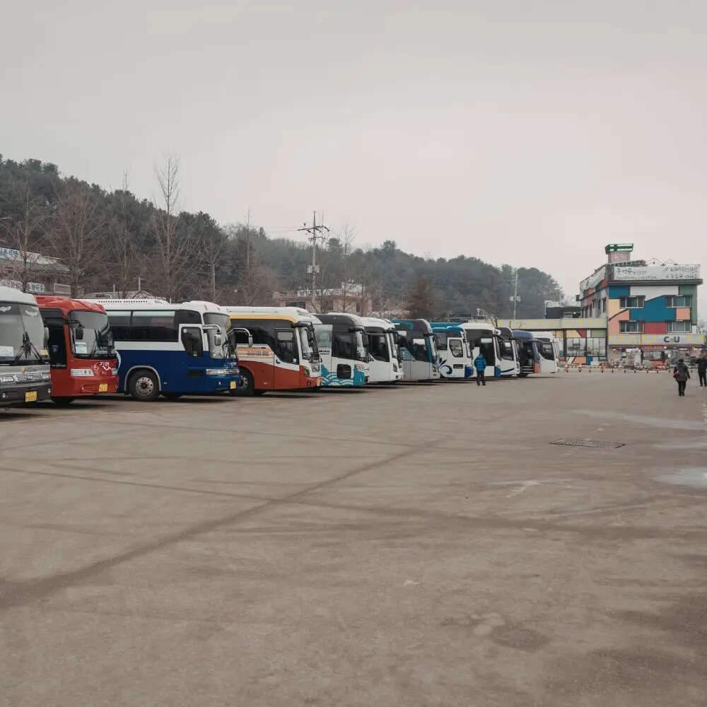 GK Quiz which is indias largest bus terminal of area around 37 acres ...
