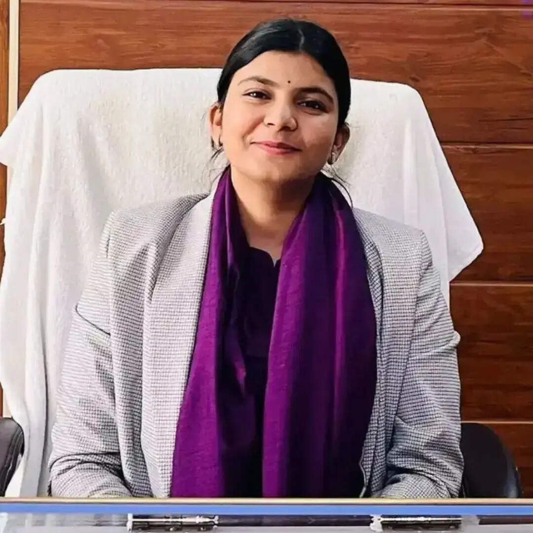 कौन ज्यादा पावरफुल