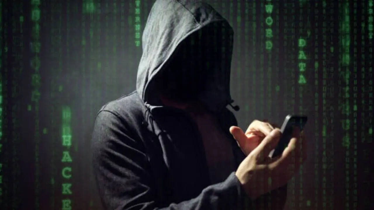 Hacking ke Sanket Deta Hai Smartphone: स्मार्टफोन में दिखने लगें ये ...