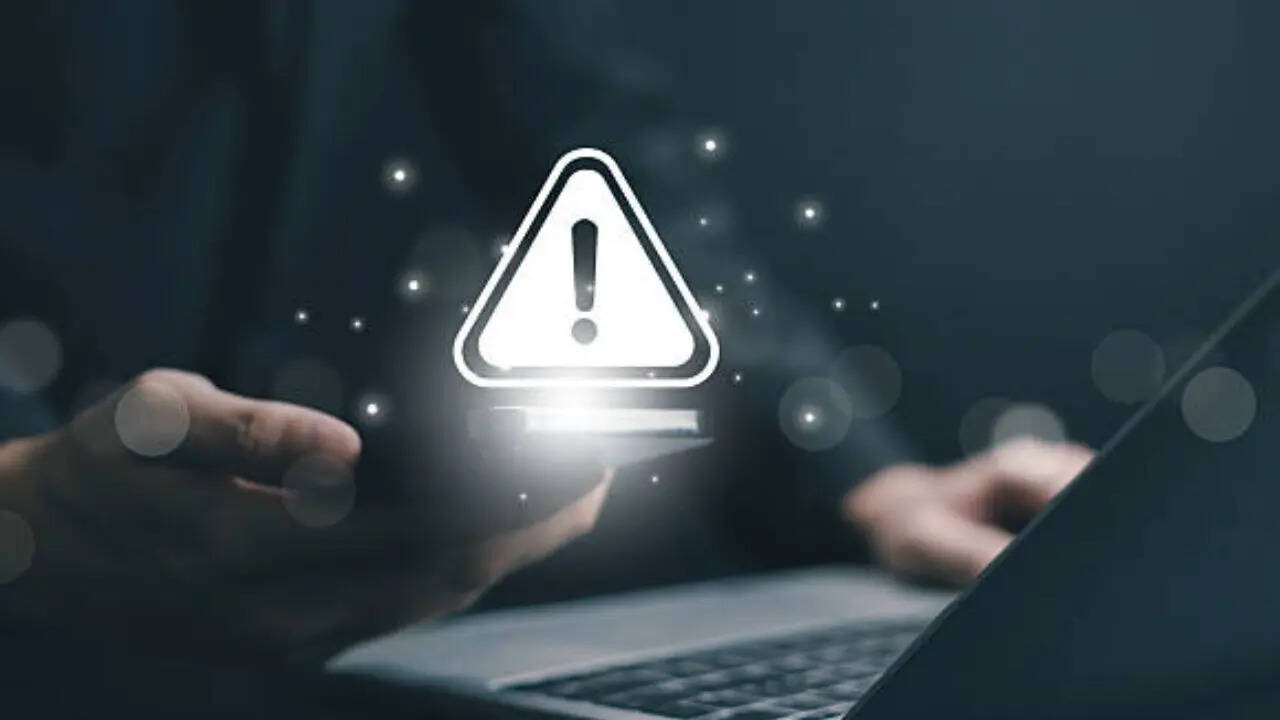 Hacking ke Sanket Deta Hai Smartphone: स्मार्टफोन में दिखने लगें ये ...