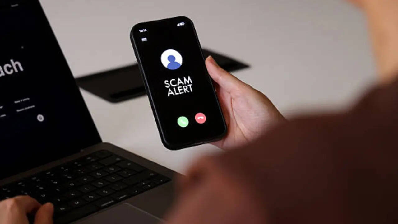 Hacking ke Sanket Deta Hai Smartphone: स्मार्टफोन में दिखने लगें ये ...