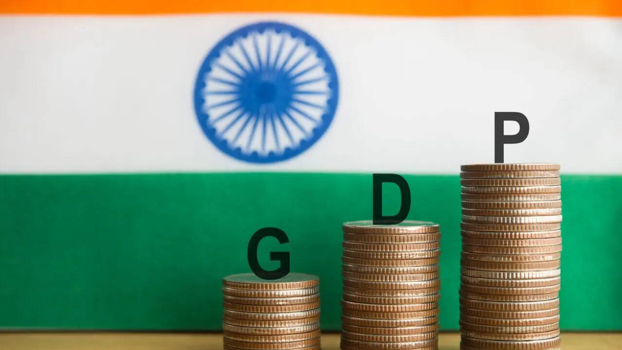जीडीपी वृद्धि दर 6.9% रहने का अनुमान​