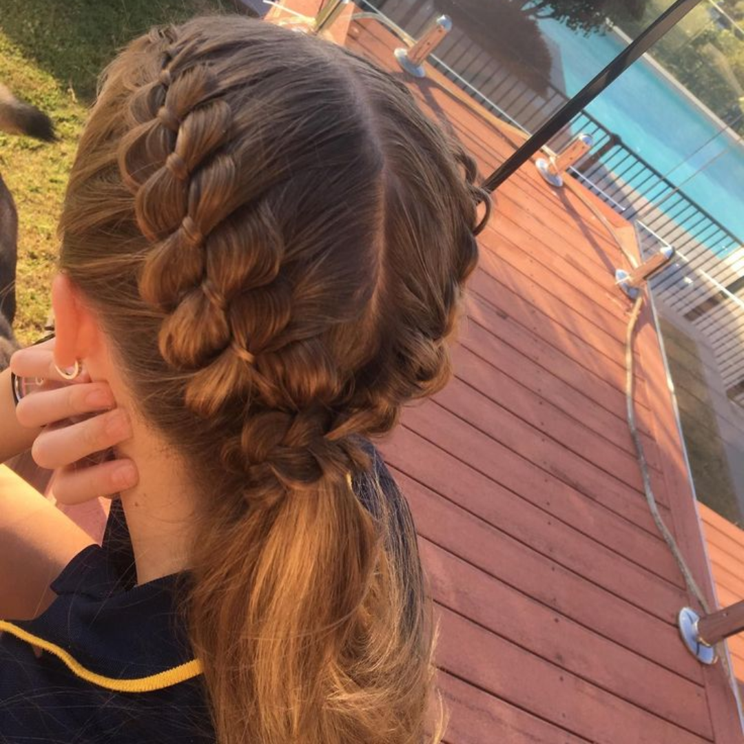 ट्विस्टेड ब्रेड