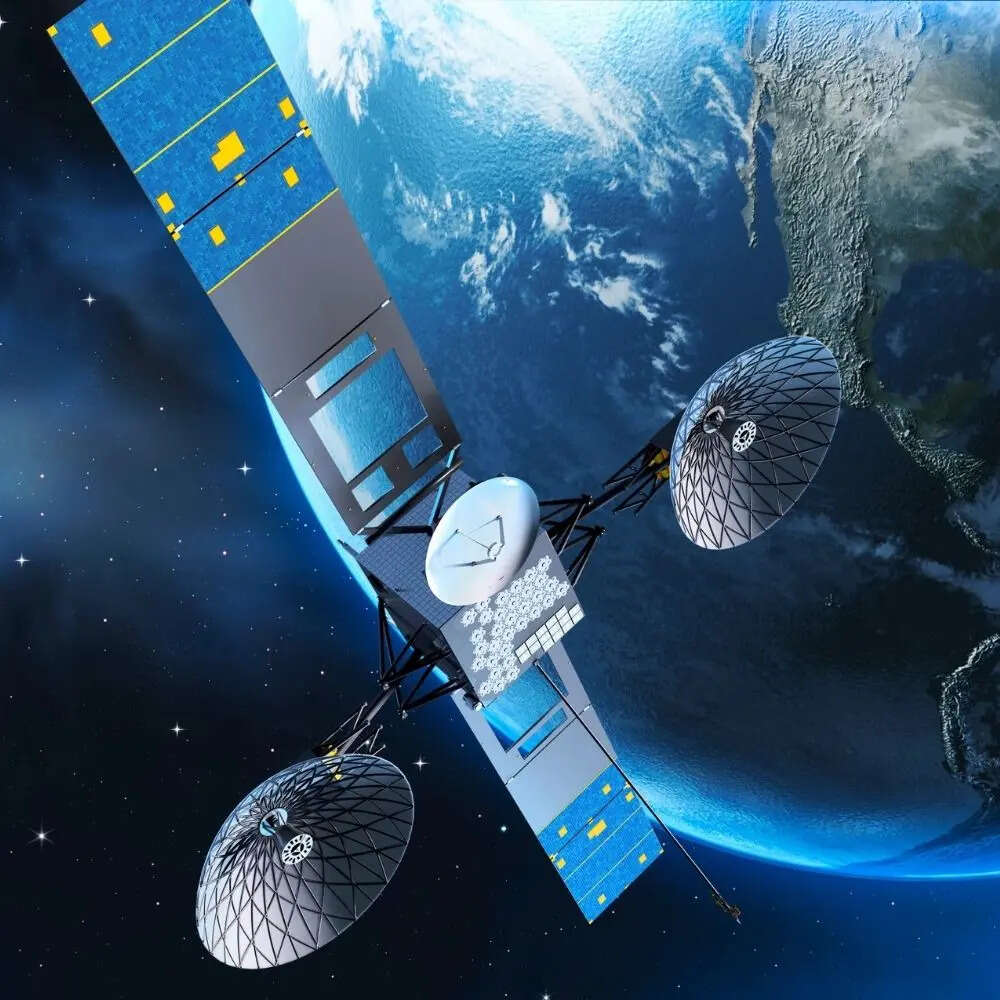 इसके बाद यह डेटा ट्रैकिंग एंड डाटा रीले सैटेलाइट (TDRS) के जरिए धरती पर मौजूद ग्राउंड स्टेशनों तक भेजा जाता है। यह पूरी प्रक्रिया रेडियो सिग्नल्स के माध्यम से होती है, जो बेहद तेज और सुरक्षित होती है।