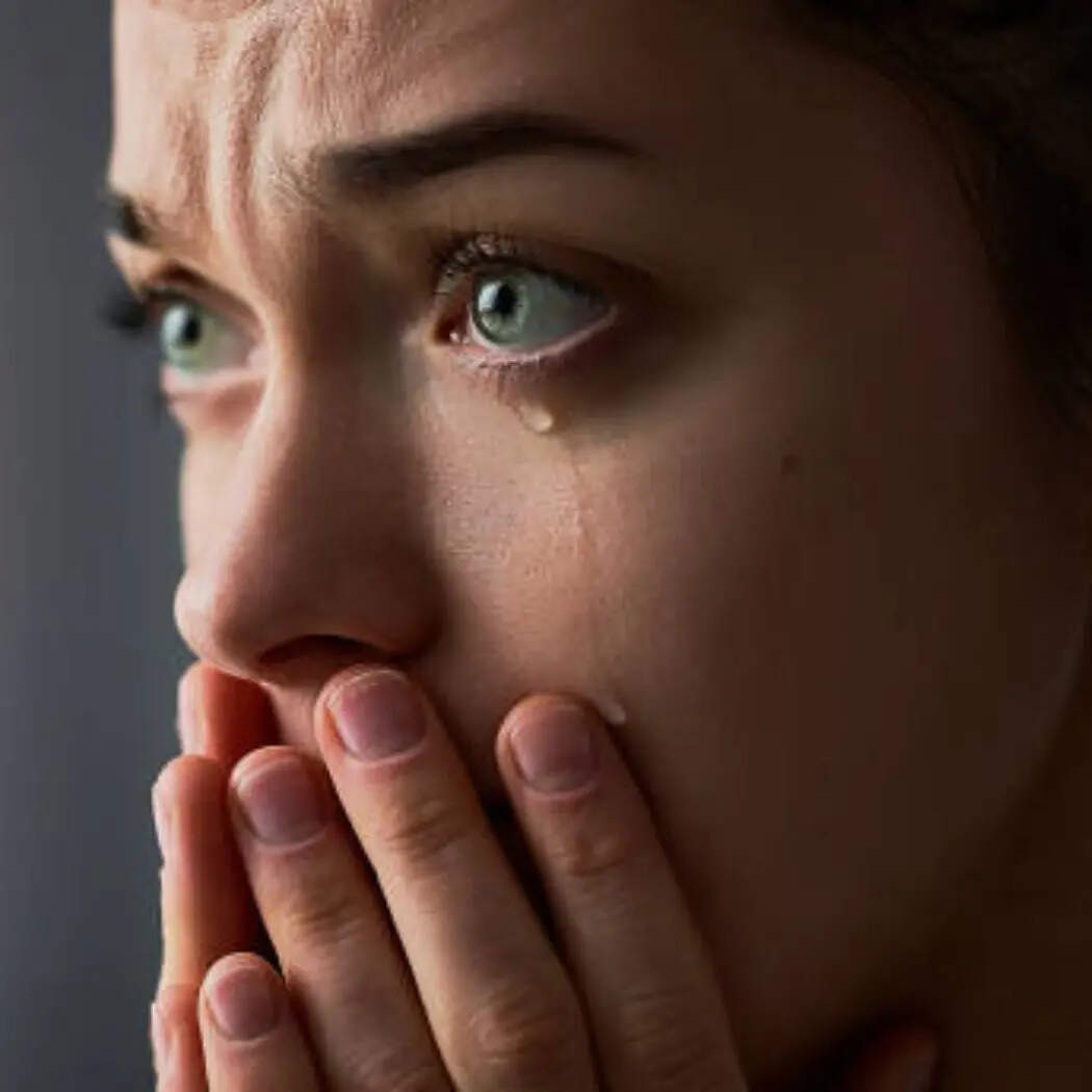 नाक के बलगम से मिलकर आंसू हो जाते हैं पतले