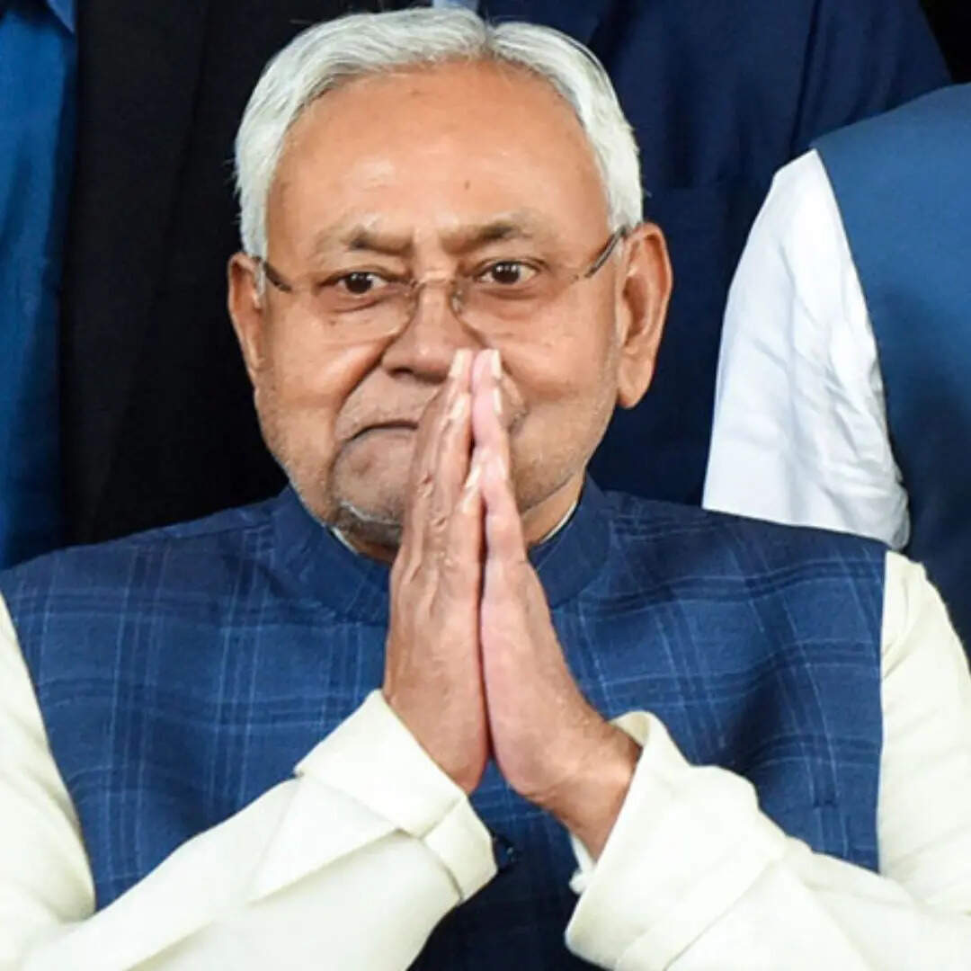 10 बार ली नीतीश कुमार ने सीएम पद की शपथ​