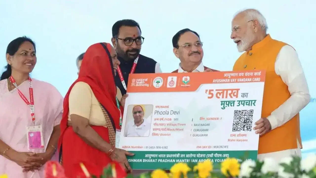 आयुष्मा कार्ड के जरिए फ्री इलाज पाने के लिए आपको कुछ बातों का ध्यान रखना चाहिए। फ्री इलाज के लिए आपका आयुष्मान कार्ड एक्टिव होना जरूरी है। वहीं जिस हॉस्पिटल में आप योजना के तहत इलाज कराना चाह रहे हैं वह आयुष्मान योजना में रजिस्टर्ड होना चाहिए।
