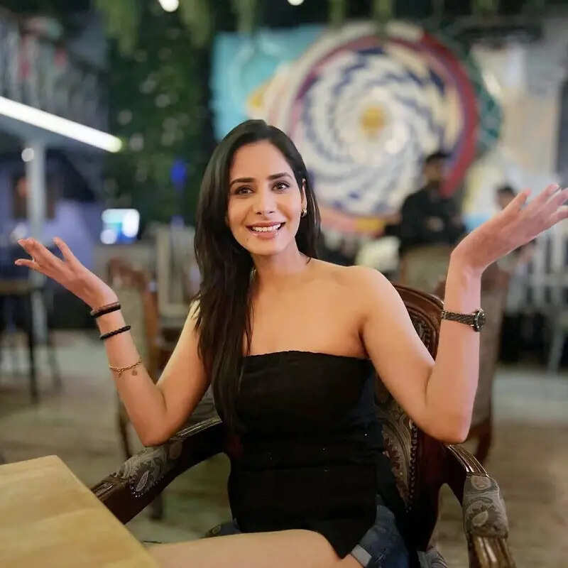 tv actress (5).