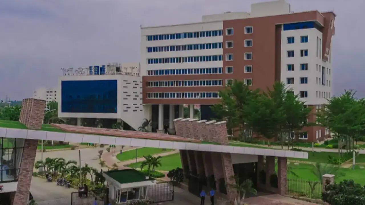 ​कितनी है कॉलेज की NIRF रैंकिंग ?​