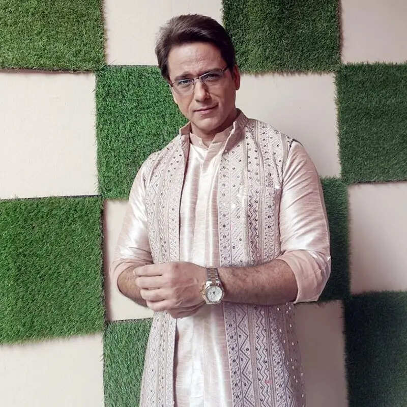 मनीष गोयनका (Sachin Tyagi)