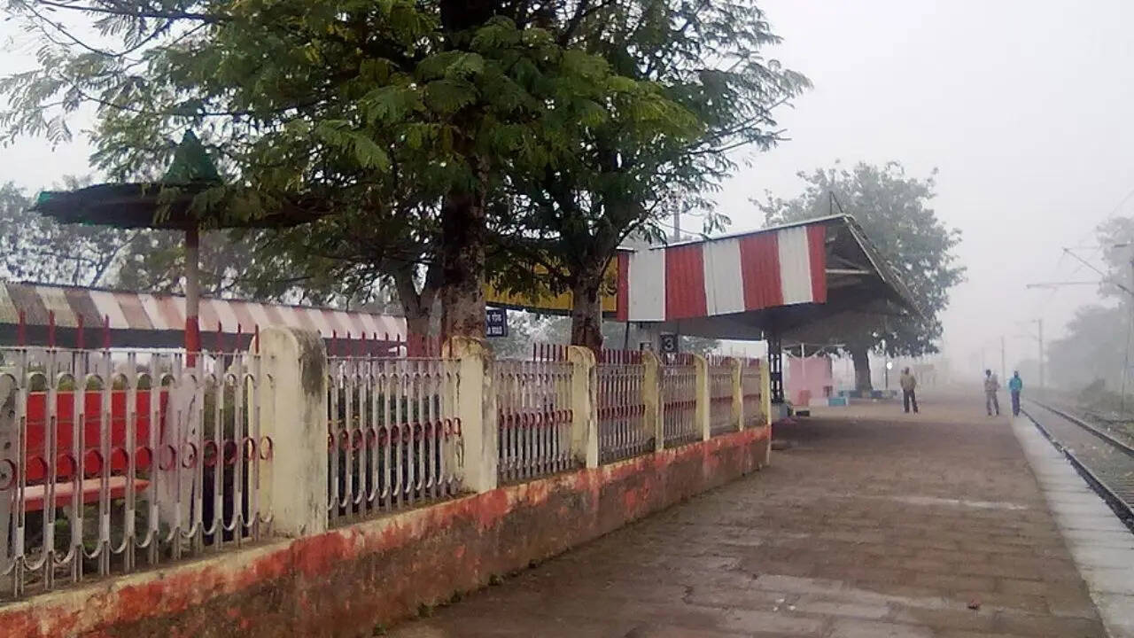 ​तो यह स्टेशन 'भूतिया' नहीं