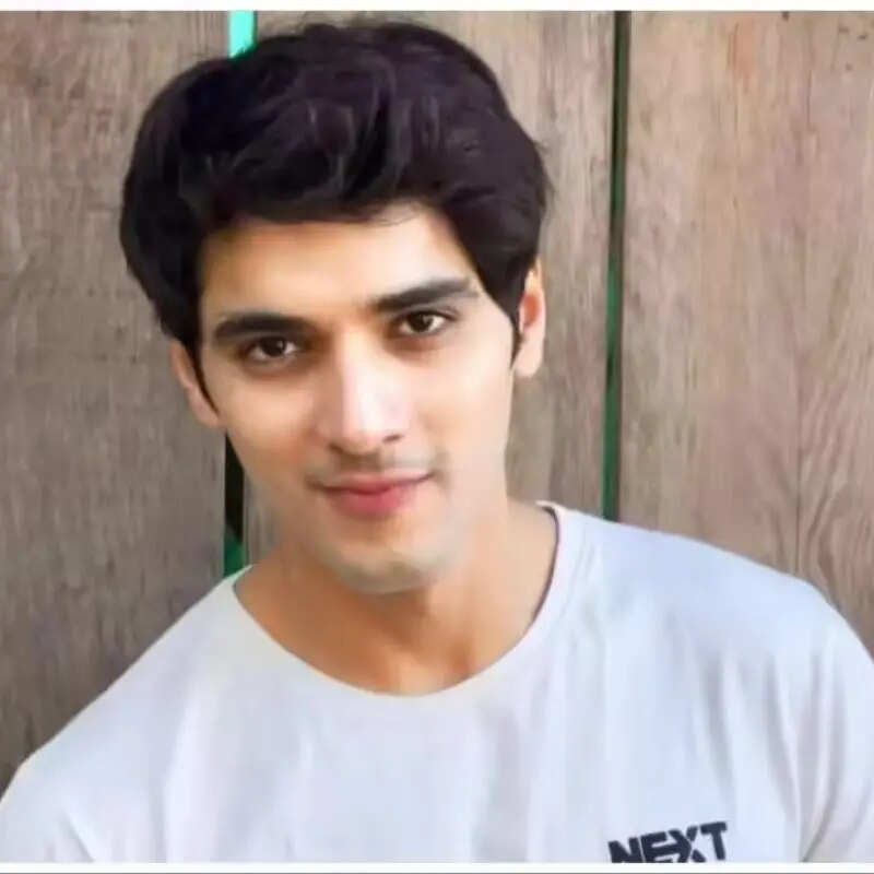 मोहित दुसेजा (Mohit Duseja)