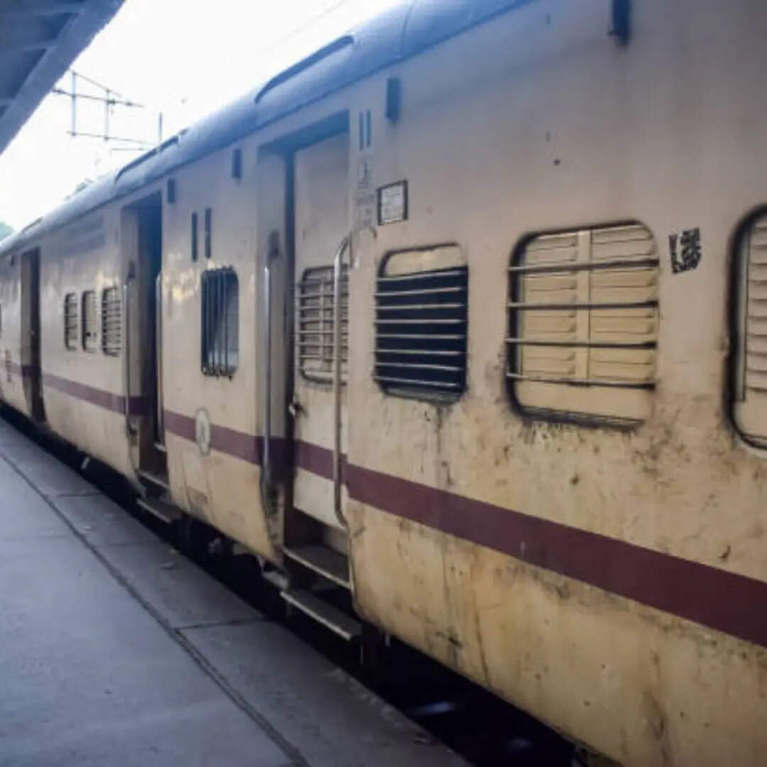 why general coach at end of the train not in the middle train general ...
