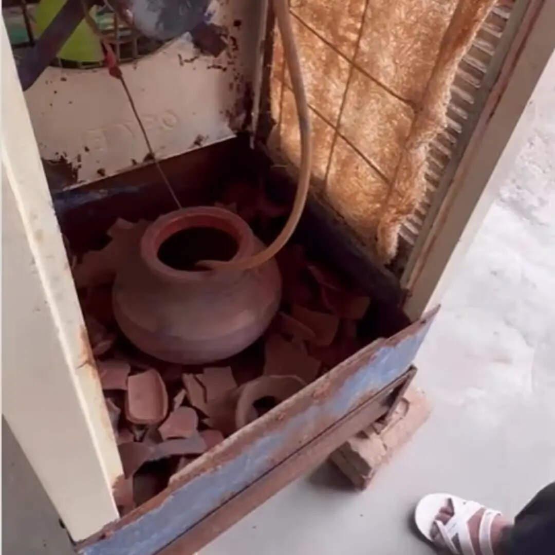सोशल मीडिया पर वायरल हो रहा मटका ट्रिक