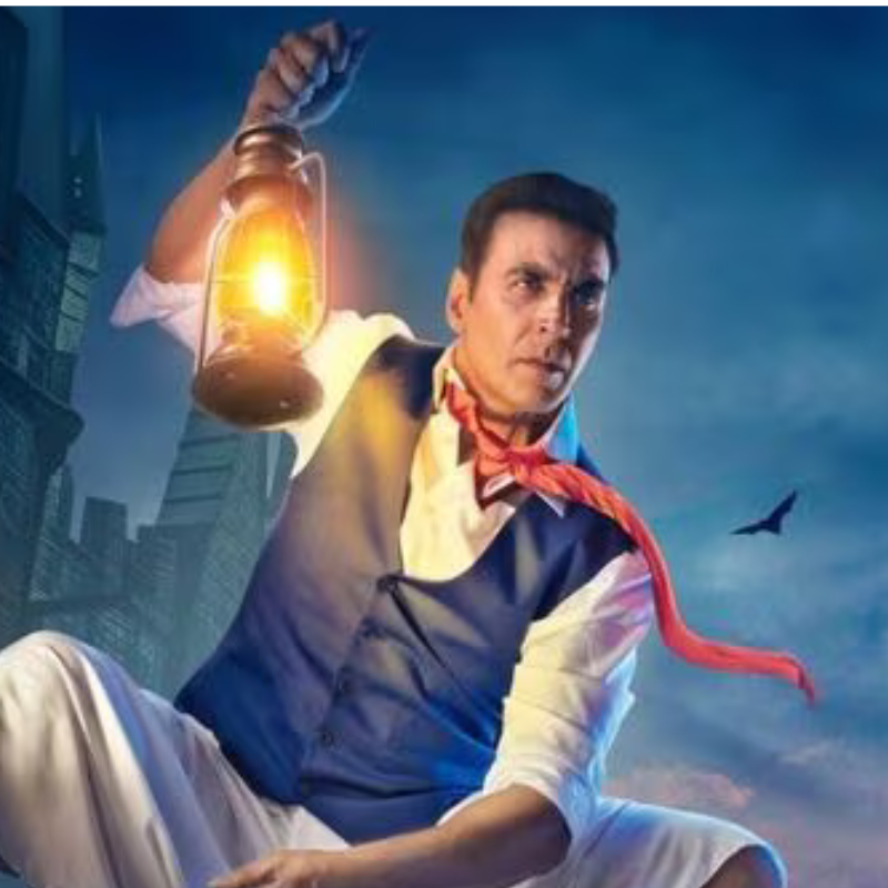 तीसरे स्थान पर पहुंचे अक्षय कुमार (Akshay Kumar)