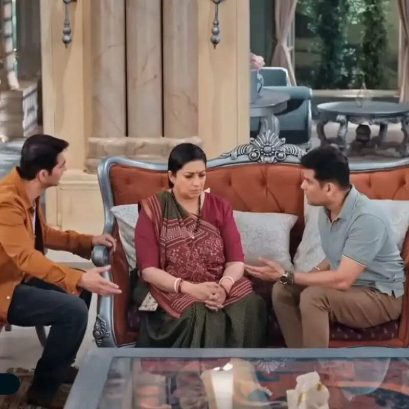 नंदिनी को सच बताने का फैसला लेती तुलसी