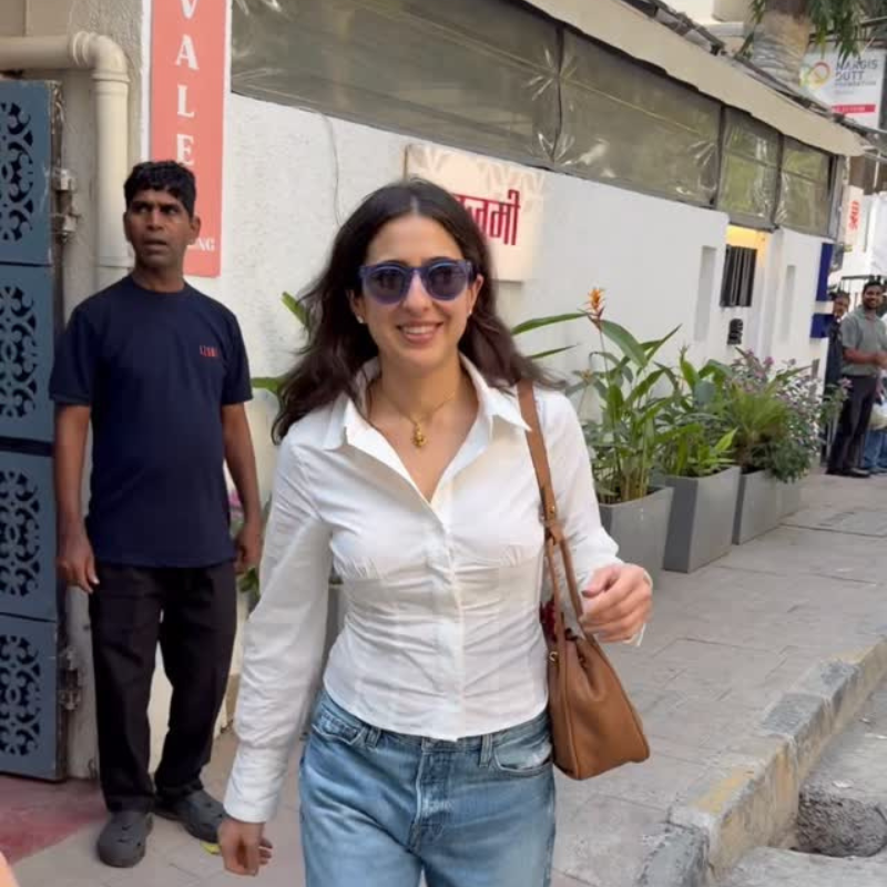 कूल लुक में नजर आईं सारा अली खान