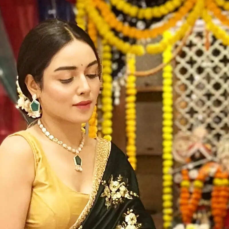 सृष्टि सिंह (Srishti Singh)