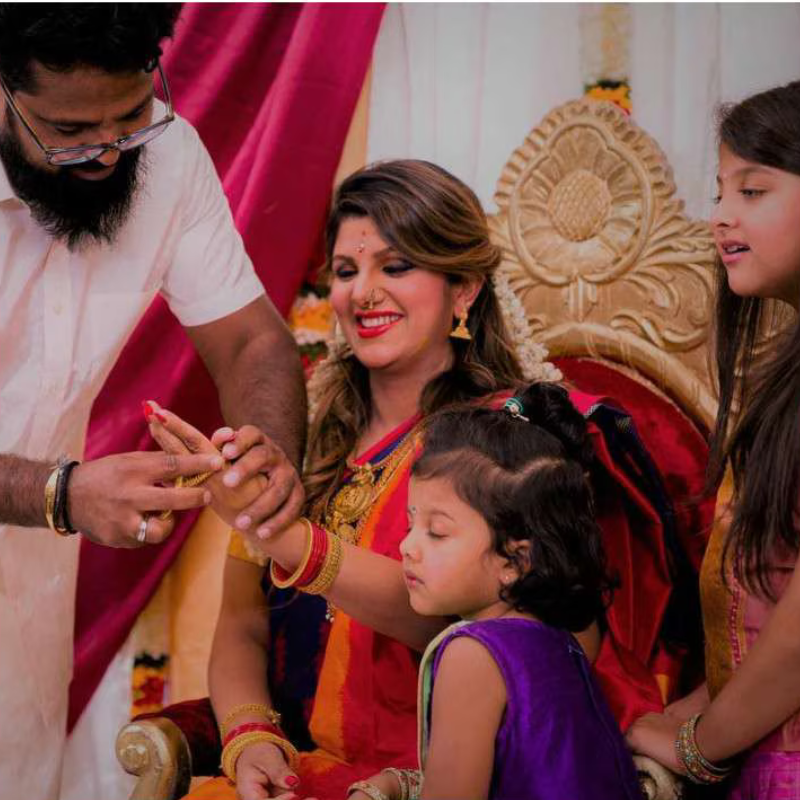 3 बेटियों और 1 बेटे ने खुशियों से भर दिया रम्भा का परिवार
