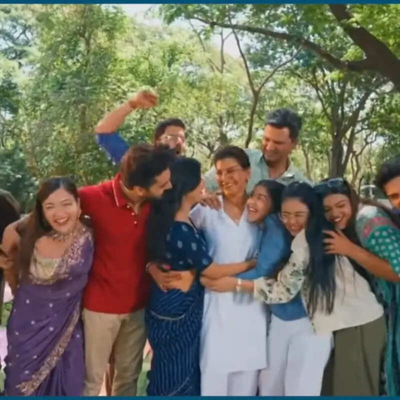 रॉकिंग होगा दादी सा का बर्थडे​