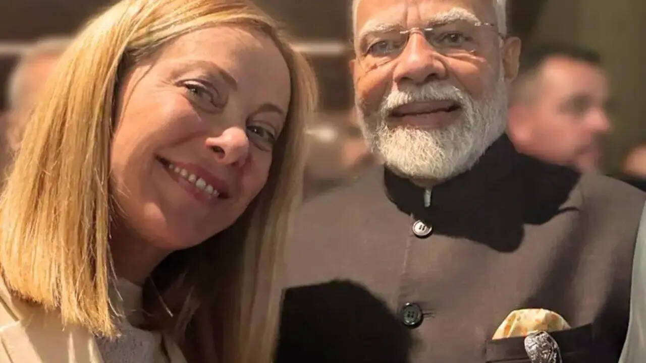 मेलोनी के साथ प्रधानमंत्री की बातचीत