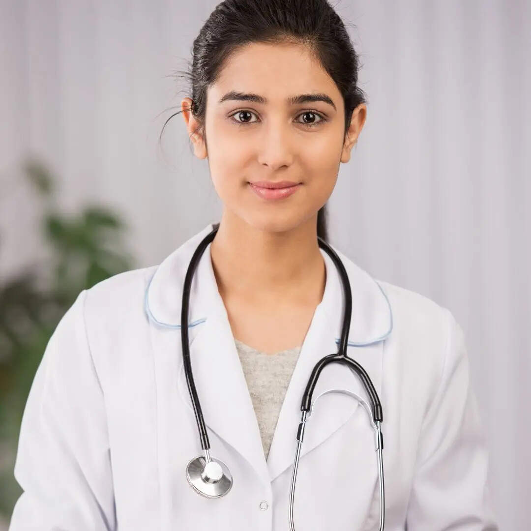 3. हॉस्पिटल मैनेजमेंट और हेल्थकेयर एडमिनिस्ट्रेशन