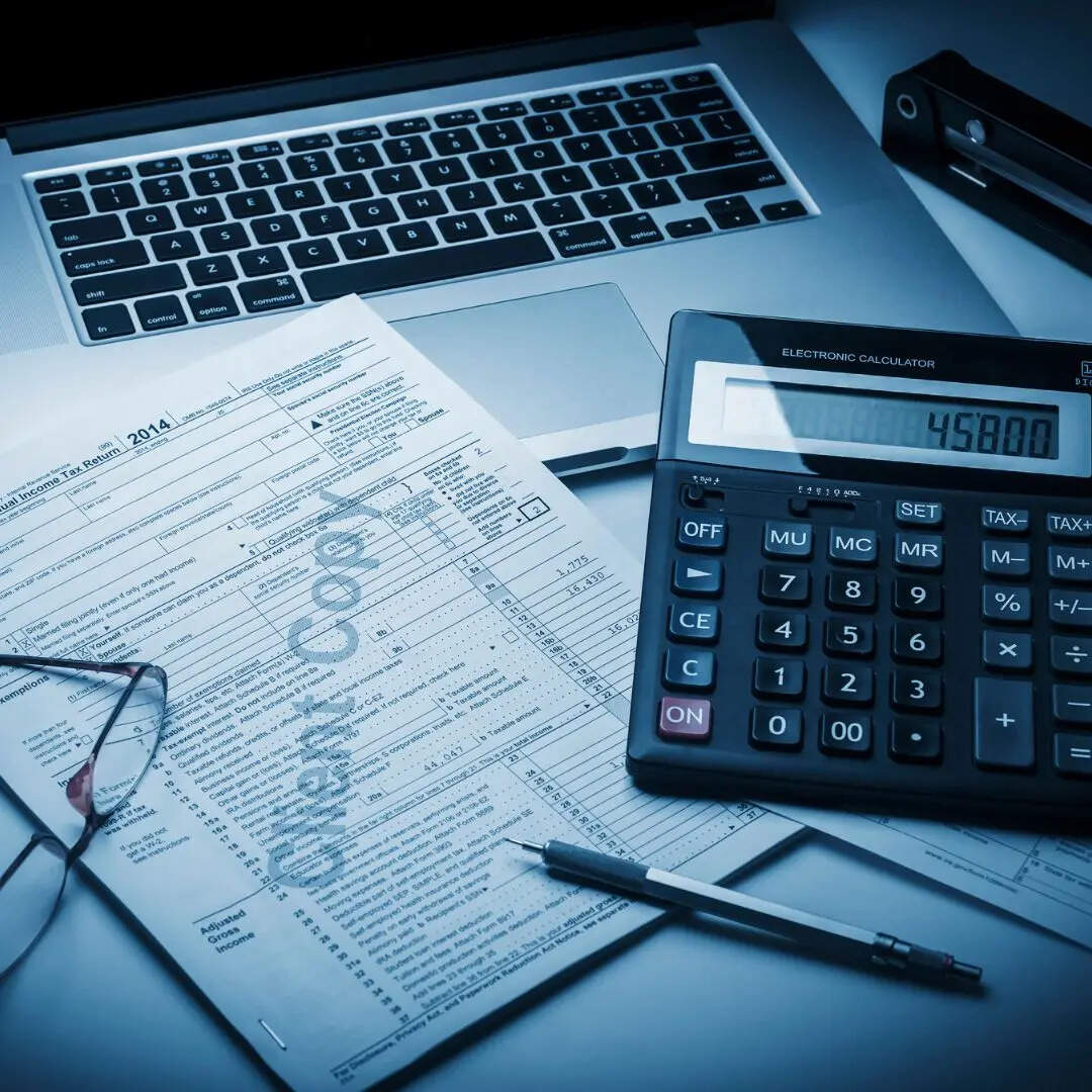 सर्टिफाइड पब्लिक अकाउंटेंट (CPA) या चार्टर्ड अकाउंटेंट (CA)​