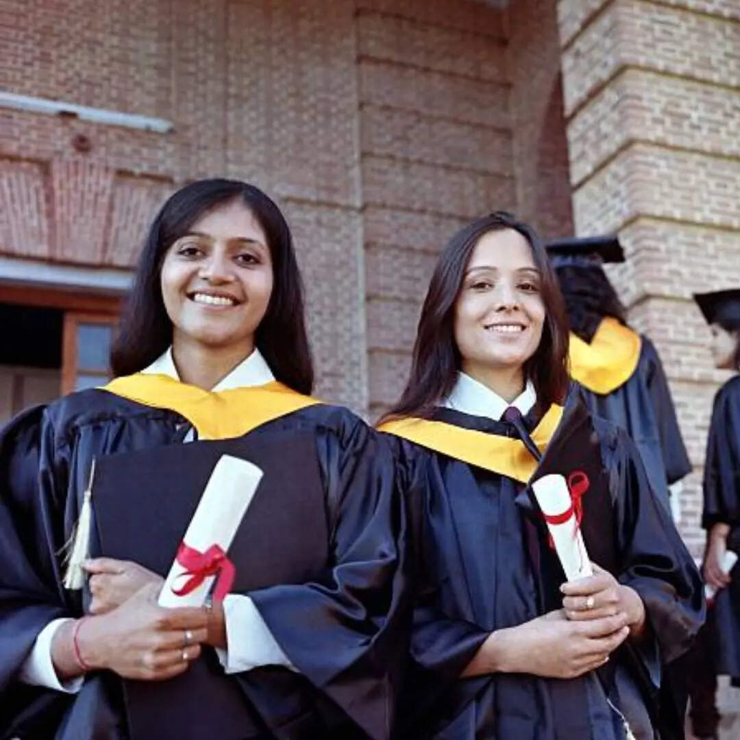 ग्राफिक डिजाइनिंग और एनिमेशन
