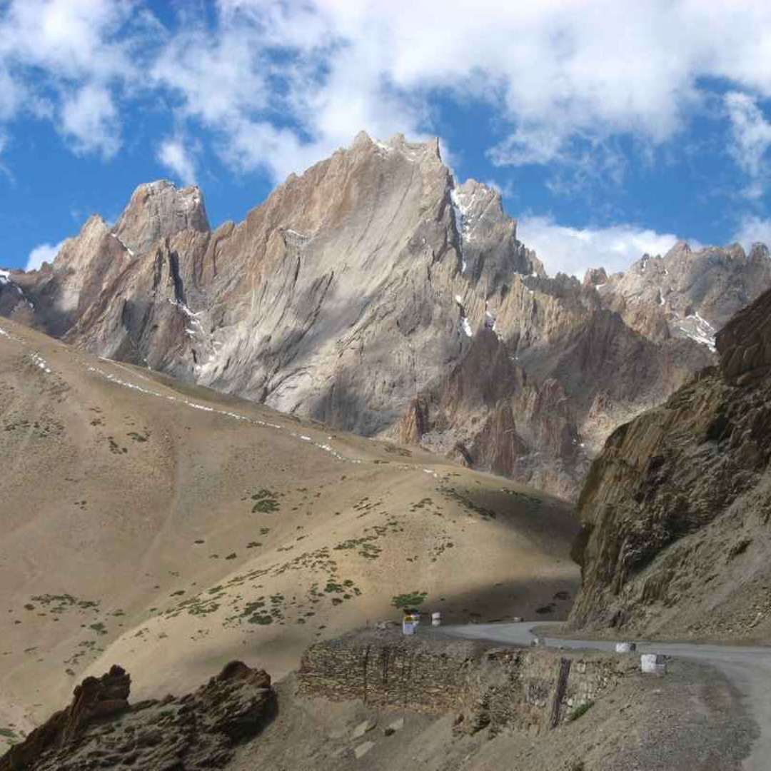 कैसे पहुंचे और कब जाना है बेस्ट