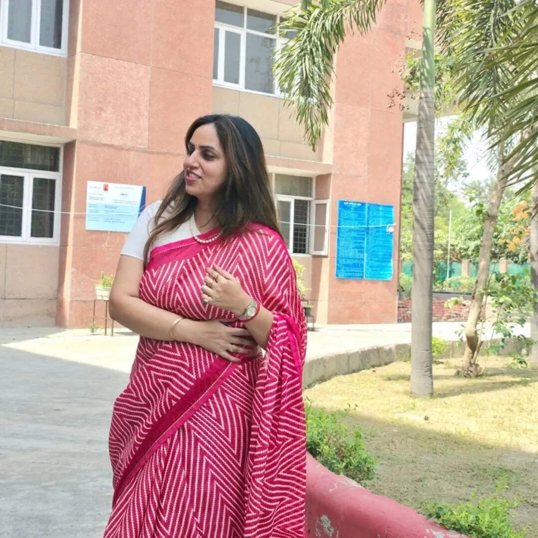 "बुढ़ापे में दिमाग खराब हो गया है" - सुनने पढ़े लोगों के ताने​