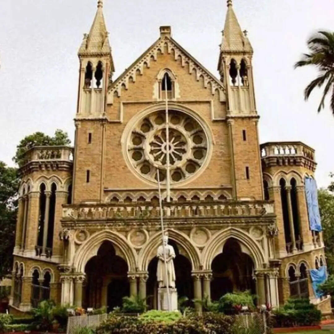 किस विश्वविद्यालय की तर्ज पर हुई थी मुंबई यूनिवर्सिटी की स्थापना?​
