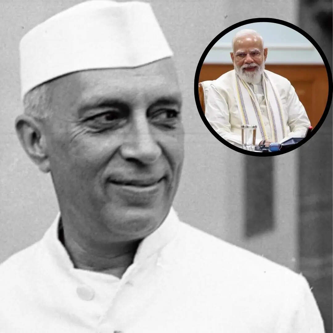 PM मोदी निकले आगे
