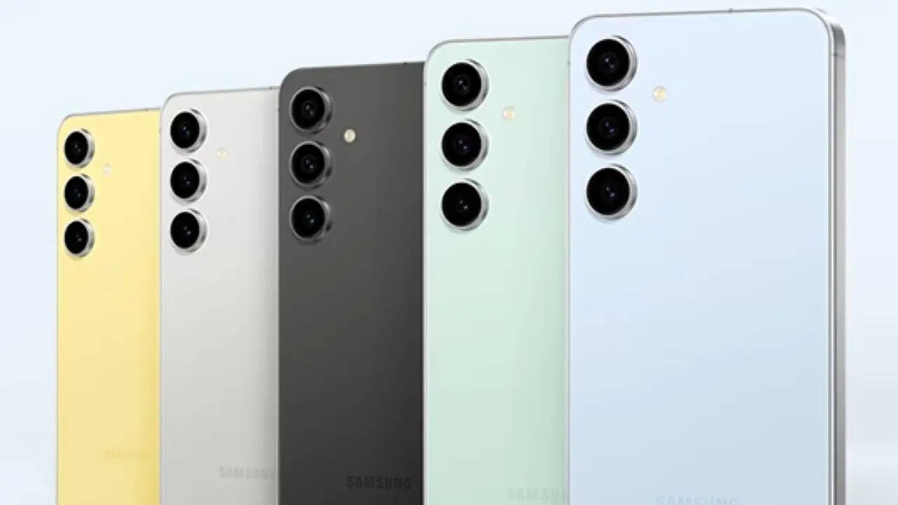 Samsung Galaxy S24 FE को ई-कॉमर्स वेबसाइट फ्लिपकार्ट में 65,999 रुपये की कीमत में लिस्ट किया गया है। हालांकि अब इसकी कीमत पूरी तरह से धड़ाम हो चुकी है और आप इसे हैवी डिस्काउंट के साथ खरीदकर घर ले जा सकते हैं।