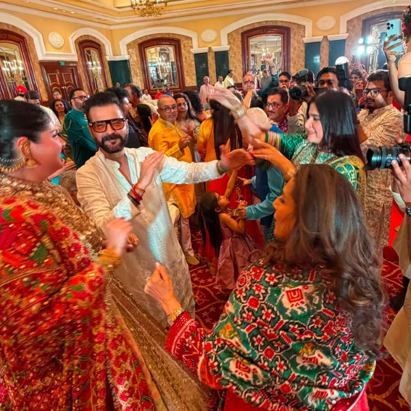 जश्न में डूबी कपूर फैमिली