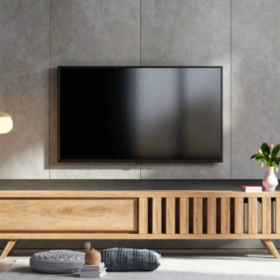<strong>MOTOROLA 65 inch Smart TV</strong>