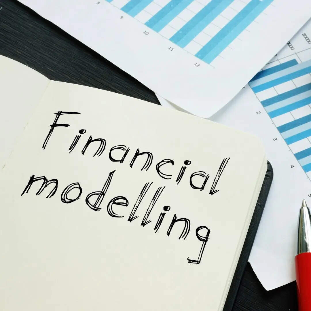 फाइनेंशियल मॉडलिंग (Financial Modelling)