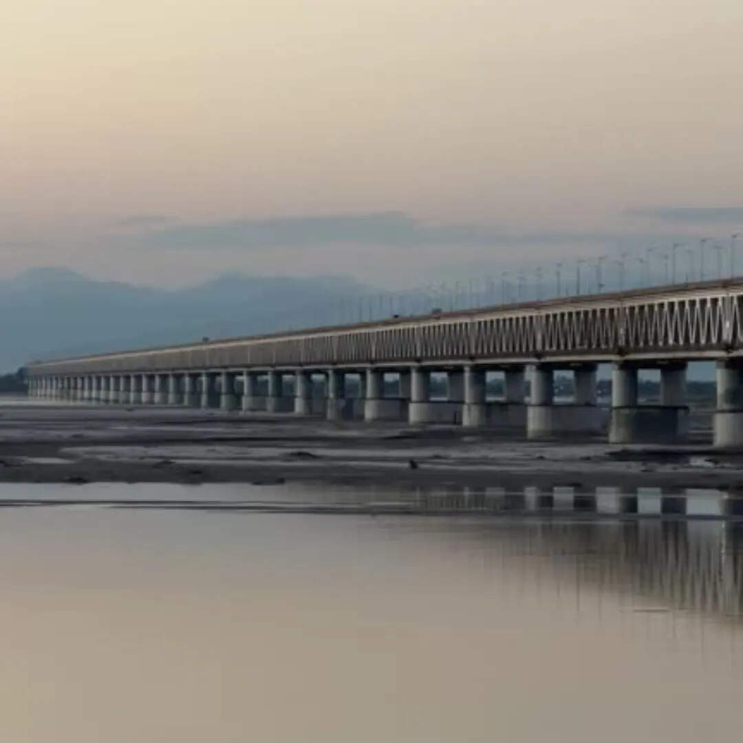 अरुणाचल प्रदेश में करती है प्रवेश